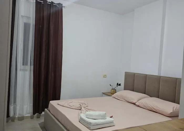 Lägenhet Main Bulevard 5 Tirana