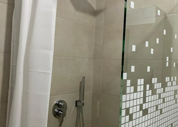 Main Bulevard 5 Lägenhet Tirana