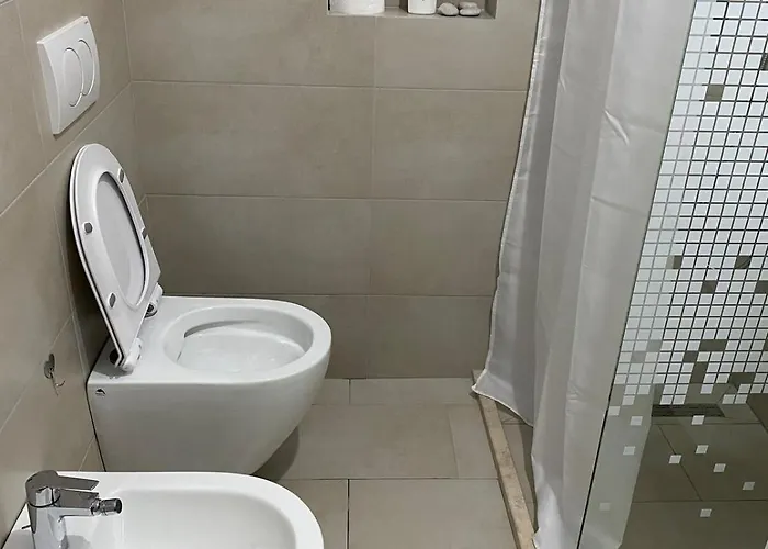 Lägenhet Main Bulevard 5 Tirana