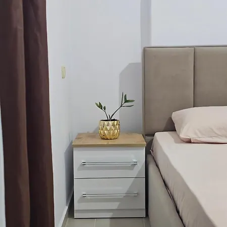 Main Bulevard 5