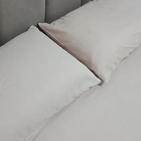 Main Bulevard 5 * Tiran